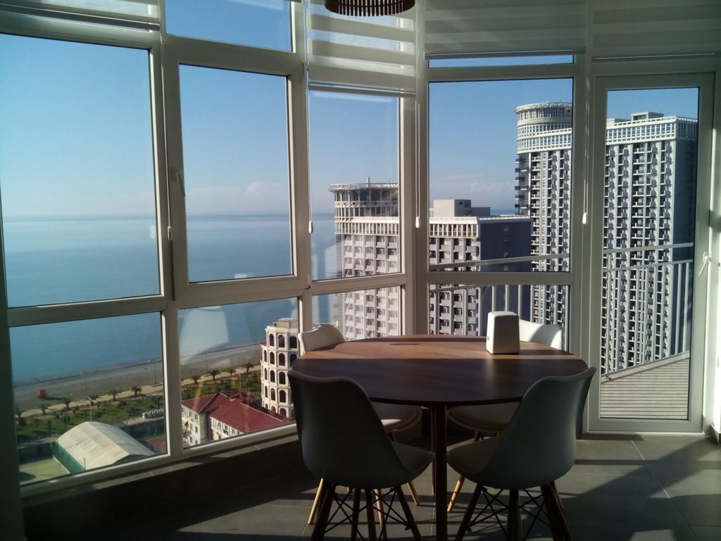 Arleville Batumi Exterior photo