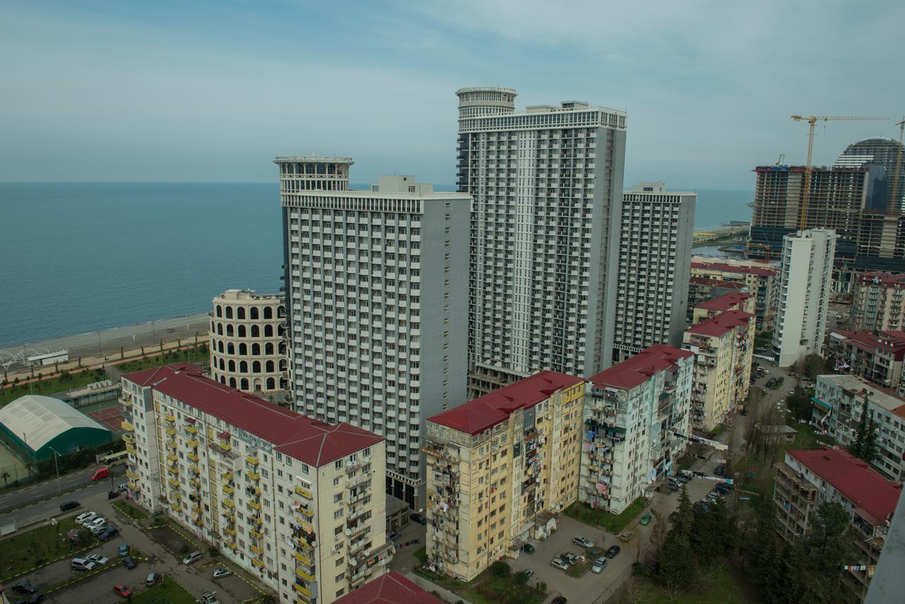 Arleville Batumi Exterior photo